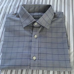MICHAEL KORS Regular fit men’s long sleeve shirt.